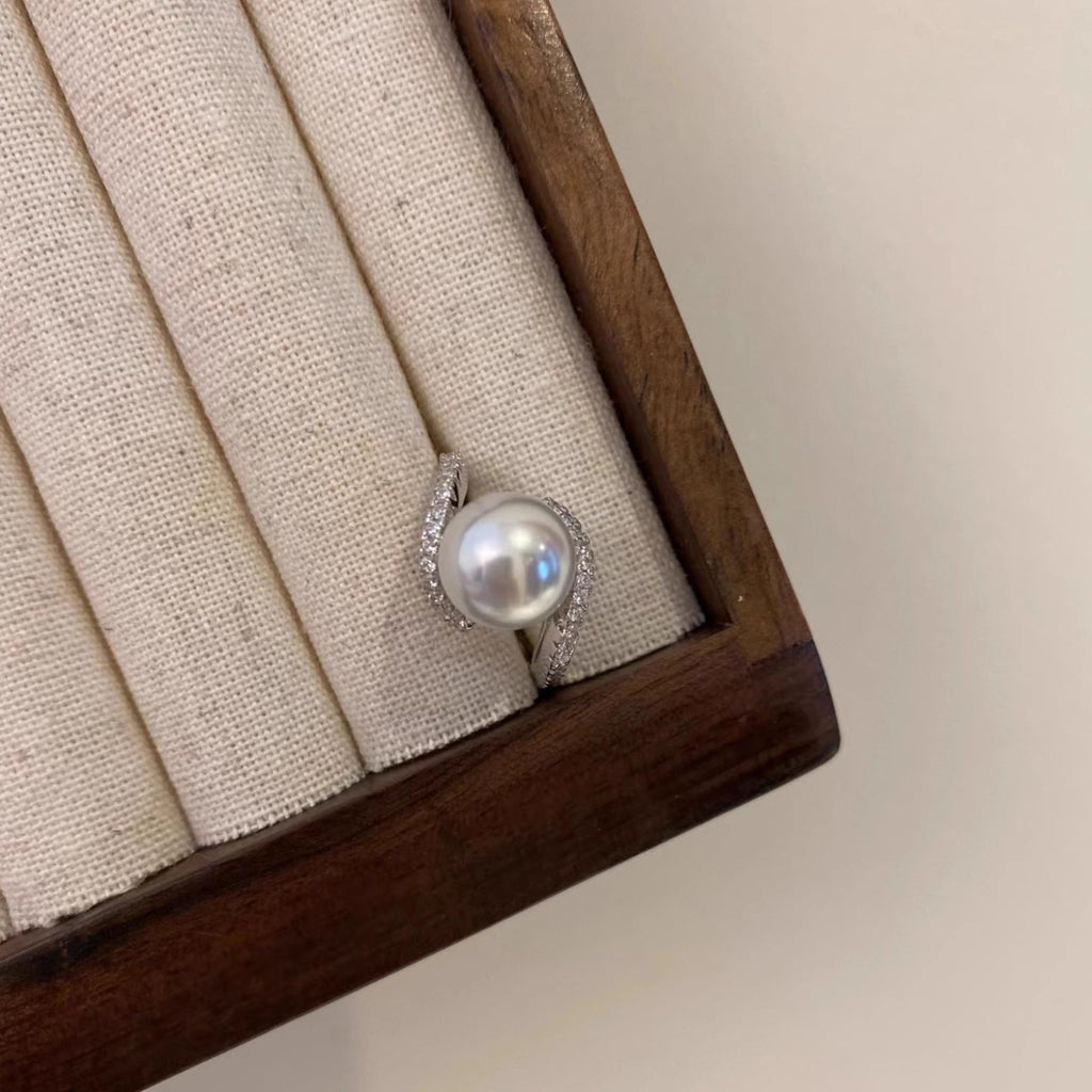 Baroque Pearl Ring