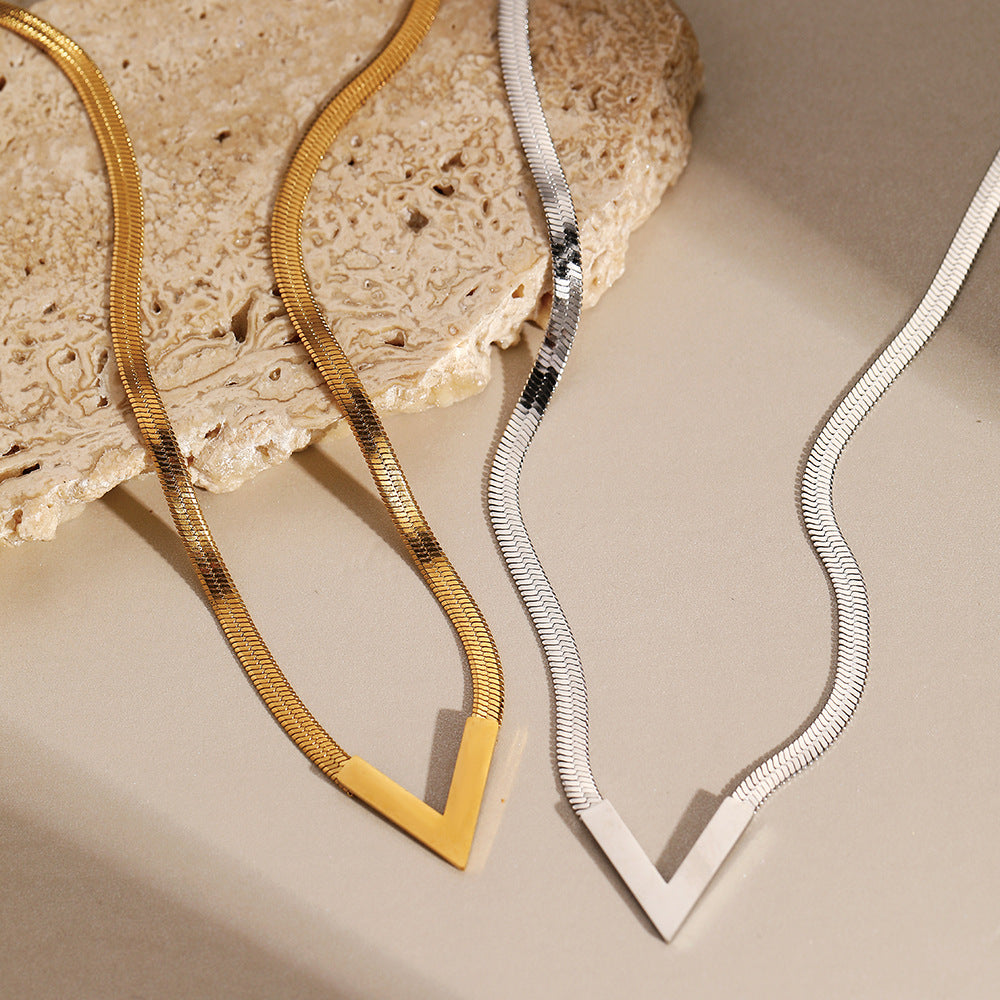 V-Chain Snake Necklace
