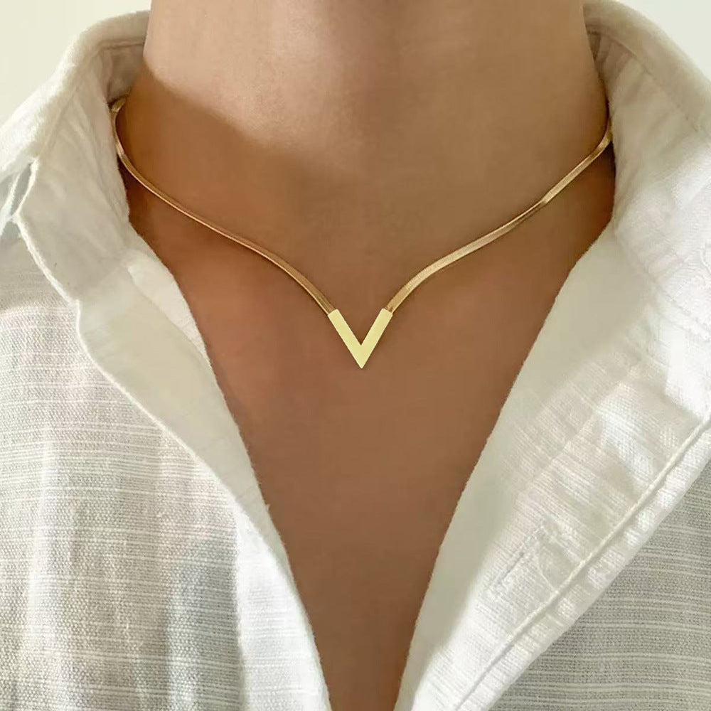 V-Chain Snake Necklace